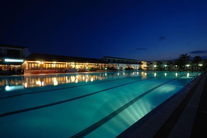 Hotel Club Santa Sabina 토레 산타 사비나 외부 사진