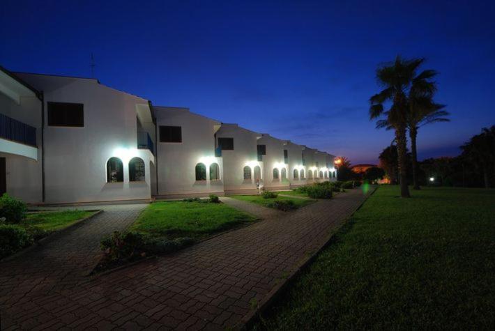 Hotel Club Santa Sabina 토레 산타 사비나 외부 사진